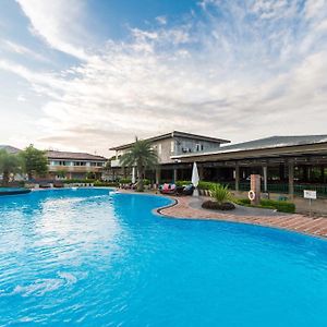 Varin Beach Resort